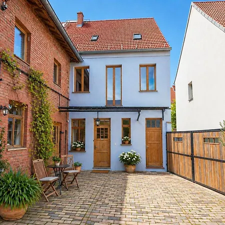 Alte Fleischerei - Stilvolle Mit Innenhof Apartman Jüterbog